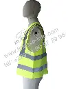 GL0016_Gilet 1007_ vert manequin(vu de côté).webp