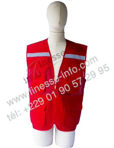 Gilet photographe_rouge mannequin (vu de face)